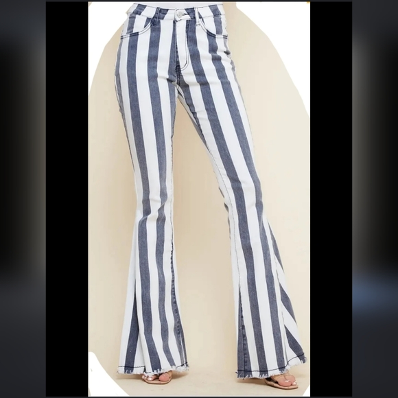 wisteria lane Denim - Striped bellbottom flared jeans